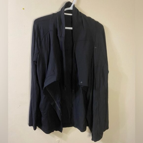 Lululemon Coast Easy Wrap - Picture 10 of 14